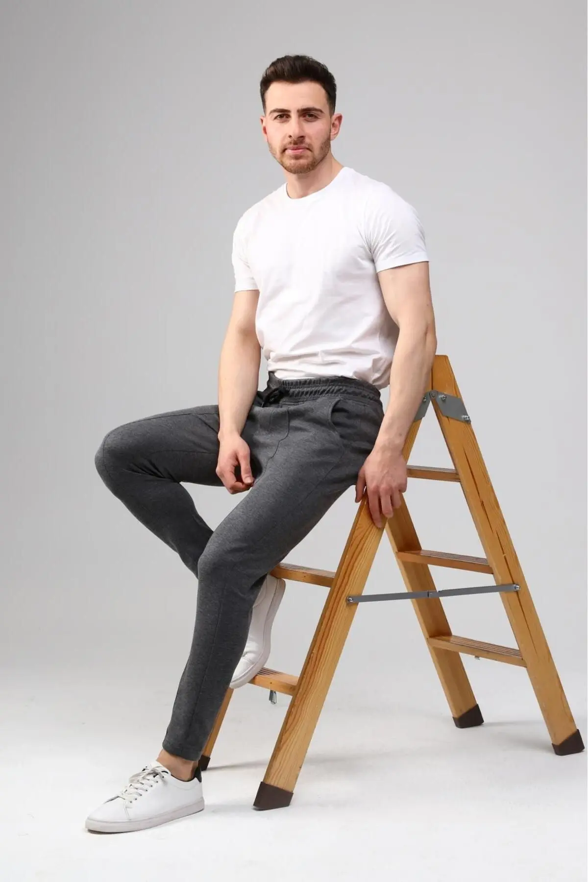 PANTOLON GÖRÜNÜMLÜ EŞOFMAN