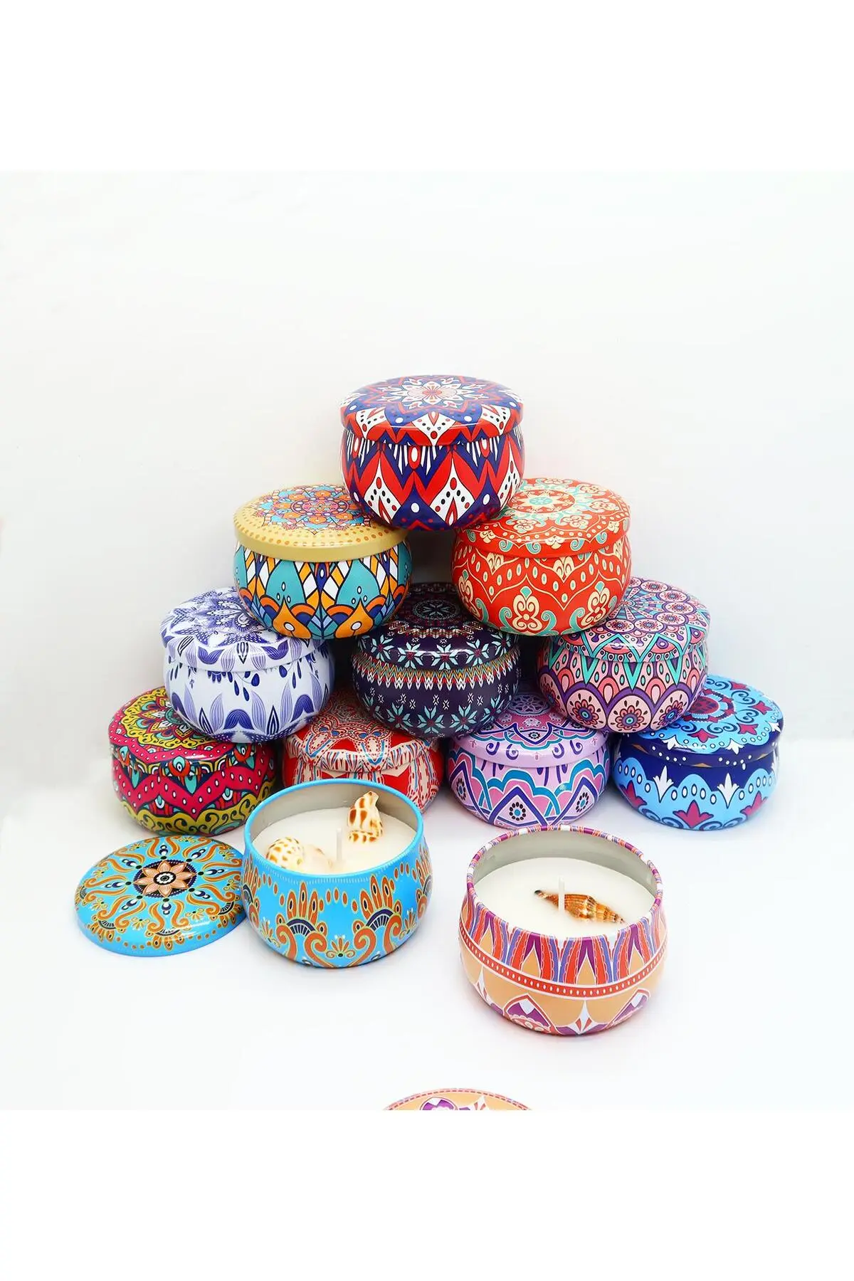 Mandala Desenli Metal Kutuda Büyük Boy Kokulu Mum